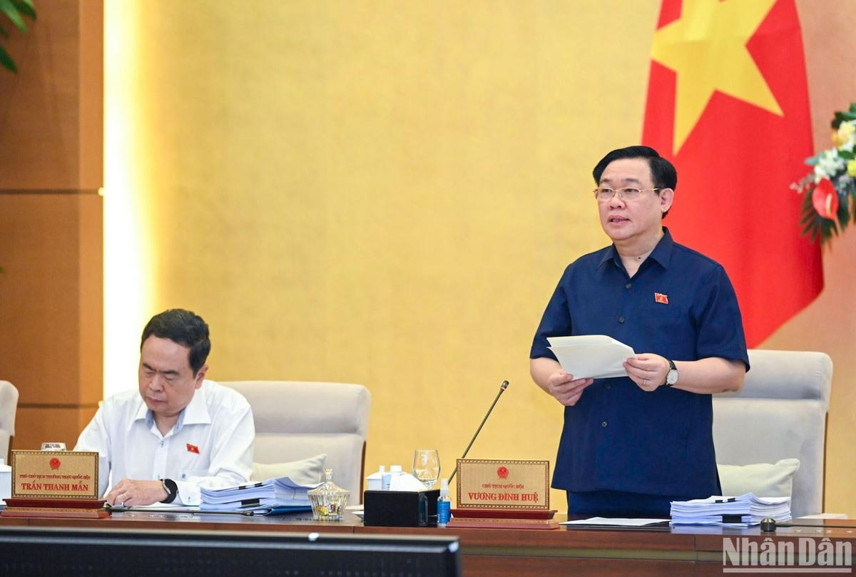 Khai mạc Phiên họp thứ 27 của Ủy ban Thường vụ Quốc hội