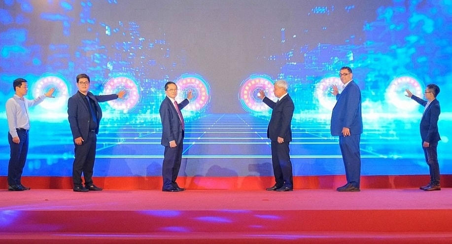 Sàn giao dịch tín chỉ carbon ASEAN - Sàn giao dịch tín chỉ carbon đầu tiên của Việt Nam được công bố vào ngày 29/9.