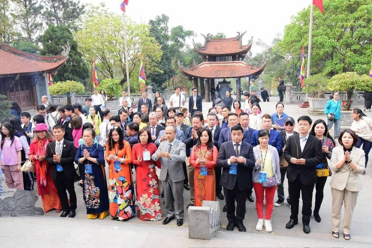 viet-kieu-ve-gio-to-va-tim-co-hoi-dau-tu-tai-phu-tho-tuyen-quang.jpg