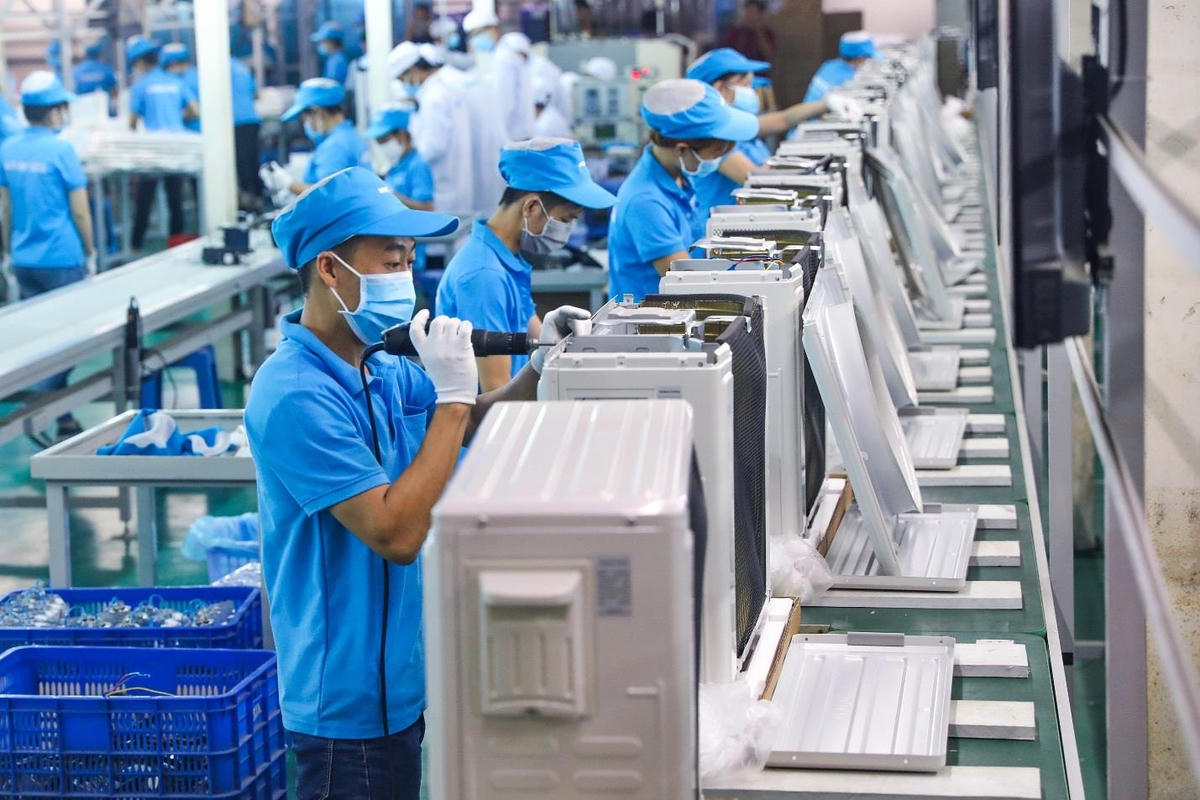 Bộ trưởng Nguyễn Chí Dũng: “Cần nhất quán trong việc không ban hành thêm những quy định mới làm phát sinh chi phí, thủ tục”