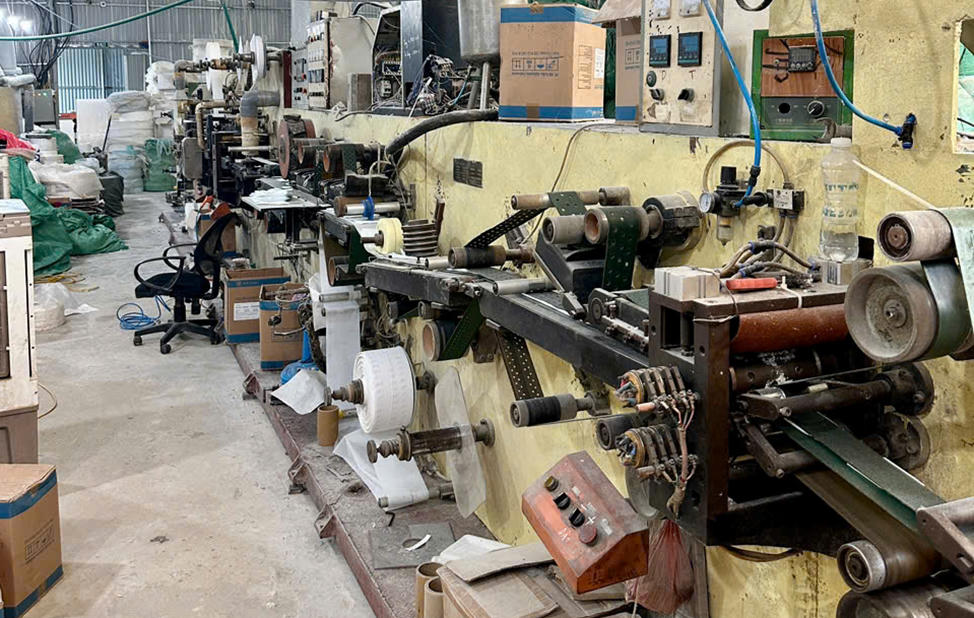 Dây chuyền máy móc sản xuất băng vệ sinh