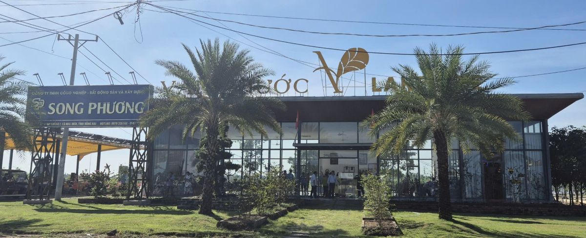 Lễ động thổ Trung tâm thương mại tại dự án Vạn Phước Lakeside.