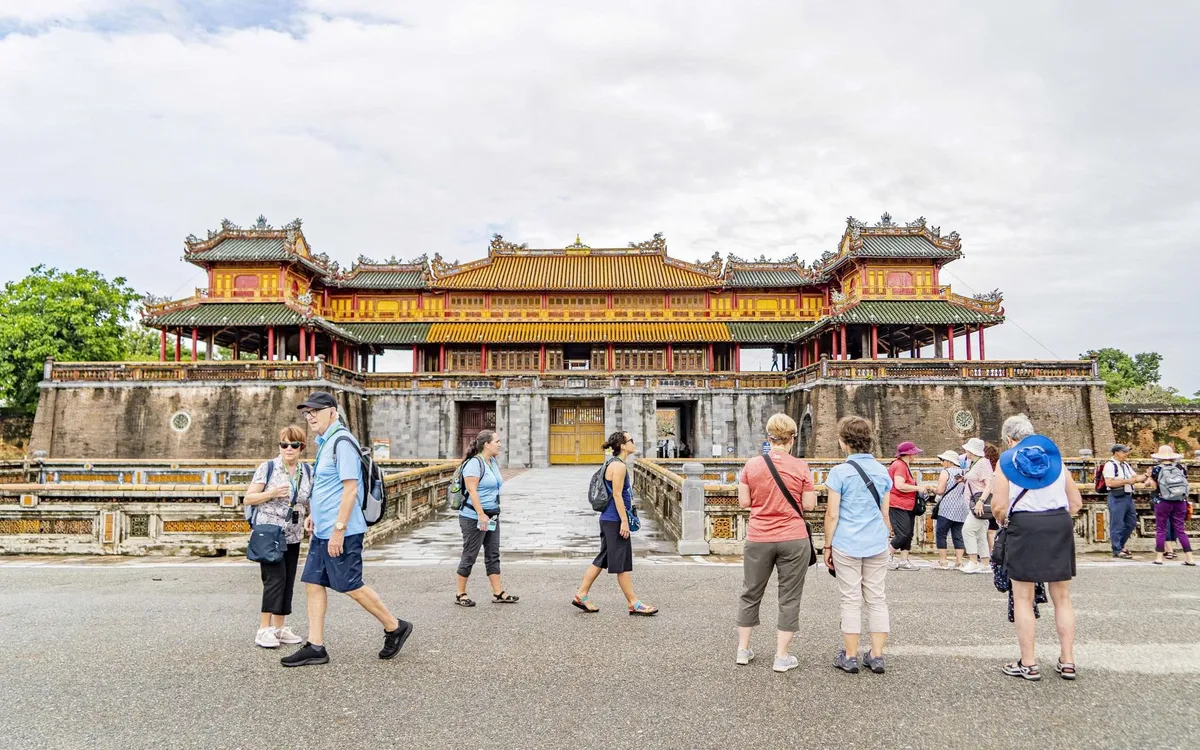 Năm Du lịch quốc gia 2025 đã trở thành điểm nhấn nổi bật, thu hút đông đảo du khách trong nước và quốc tế. Ảnh: Trung tâm Bảo tồn Di tích Cố đô Huế