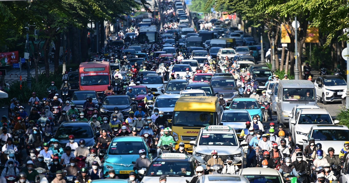 Cả nước hiện có hơn 70 triệu mô tô, xe gắn máy. Ảnh minh ho