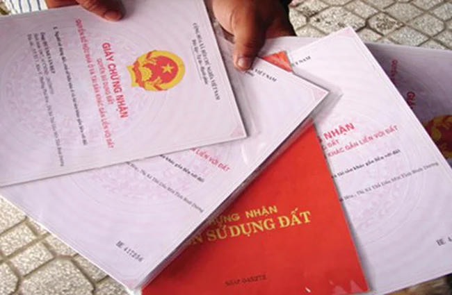 Từ năm 2026, không ghi thông tin đất đang bị thế chấp vào sổ đỏ.(Ảnh minh họa)&nbsp;