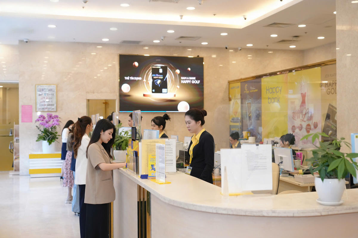 Việc nâng triển vọng xếp hạng sang Tích cực phản ánh đánh giá của Moody’s đối với xu hướng cải thiện trong hồ sơ tín dụng của Nam A Bank. Ảnh Nam A Bank