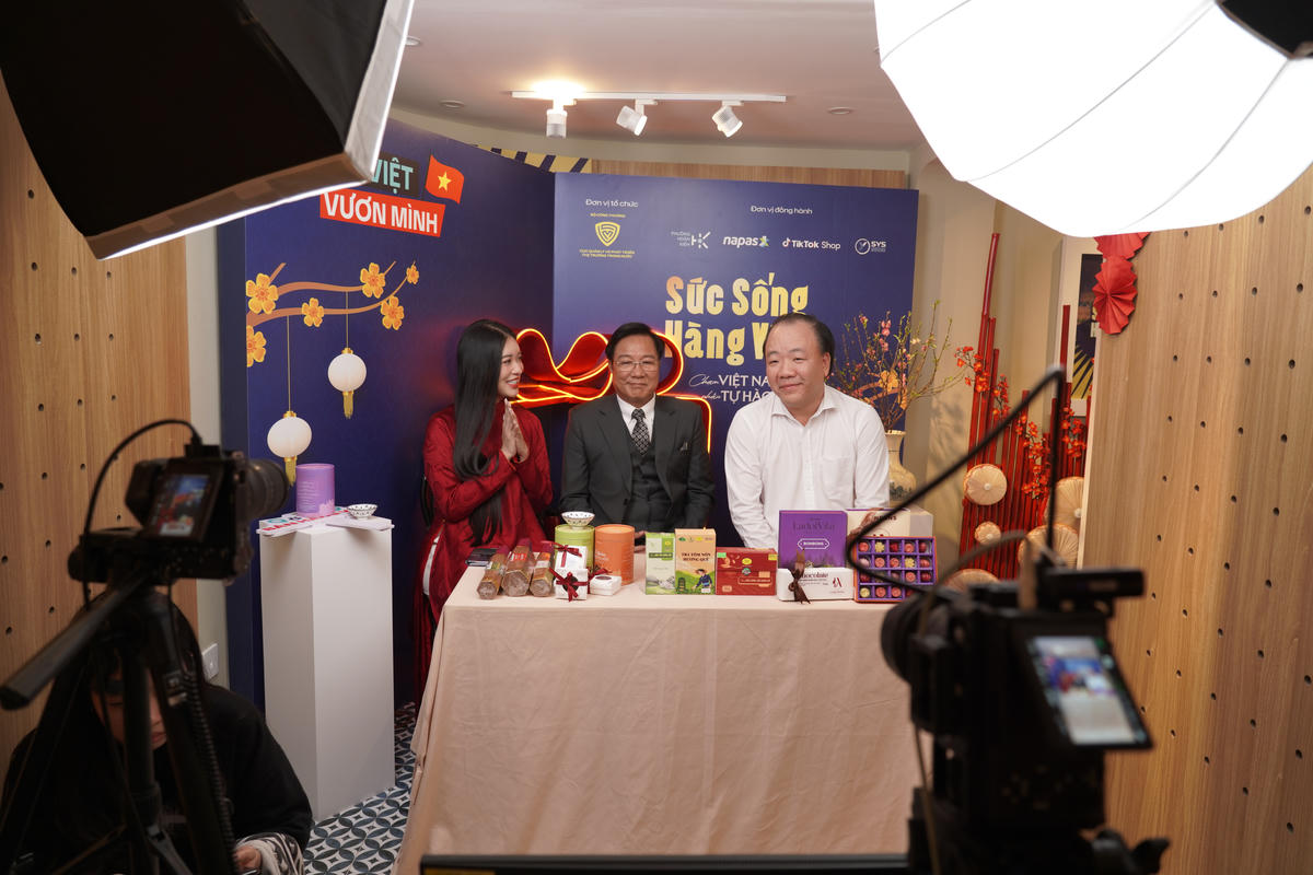 Sức sống hàng Việt là một trong những nhiệm vụ trọng tâm nhằm thúc đẩy, quảng bá sản phẩm sản xuất trong nước và đưa hàng Việt đến gần hơn với người tiêu dùng. Ảnh: Cục Quản lý và Phát triển thị trường trong nước
