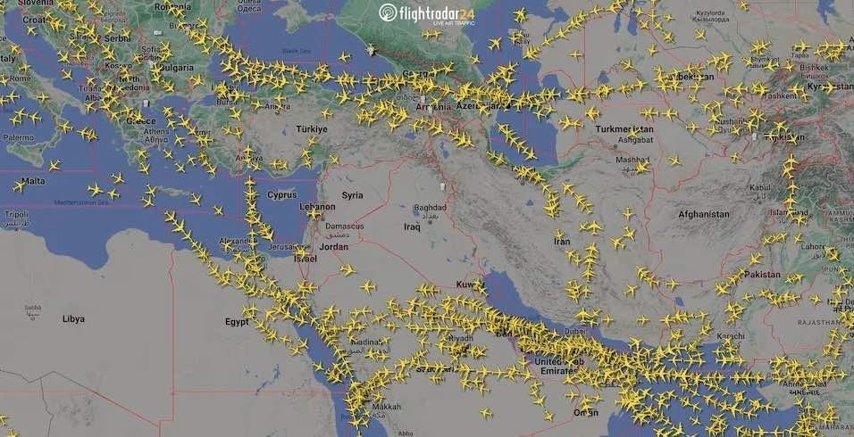 Bản đồ các chuyến bay tại khu vực Trung Đông. Ảnh: Reuters