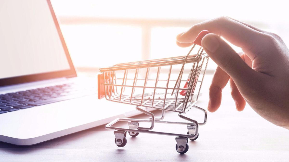 Trước thềm kỳ kê khai đầu tiên, ngành Thuế đang tăng tốc hỗ trợ hộ kinh doanh chuyển đổi phương pháp tính thuế, hướng tới quản lý chặt chẽ, minh bạch và sát thực tế hơn. Ảnh minh họa