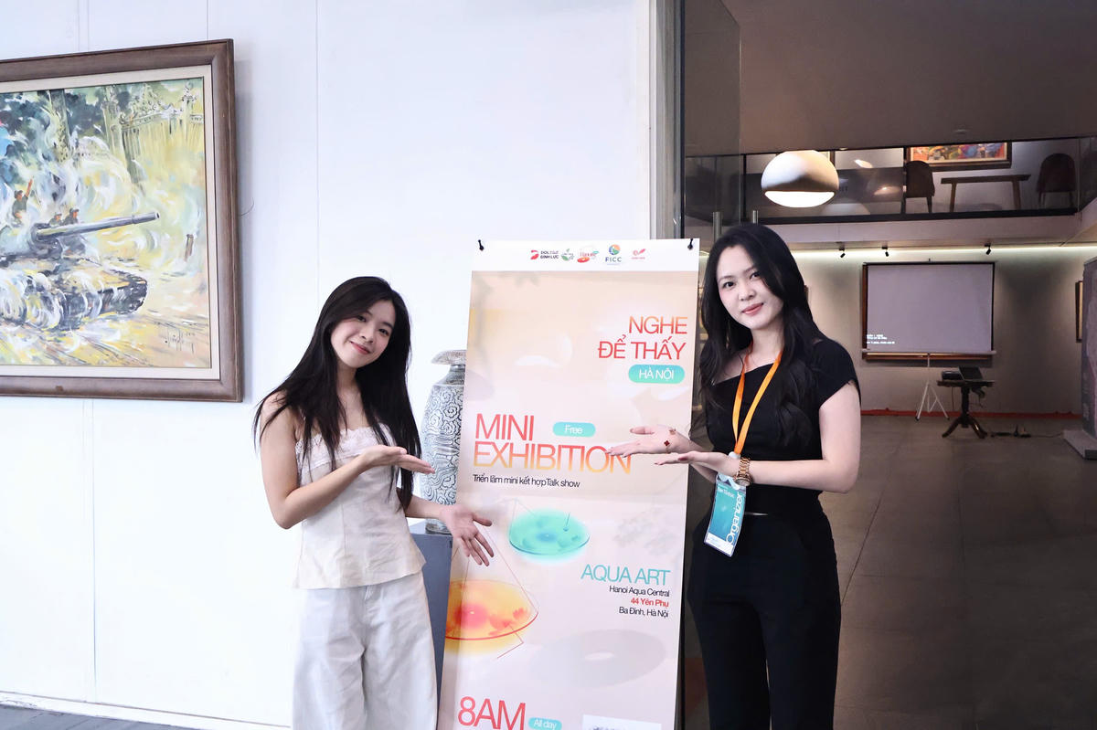 Triễn lãm do sinh viên&nbsp;Khoa Truyền thông và Văn hóa đối ngoại, Học viện Ngoại giao thực hiện.