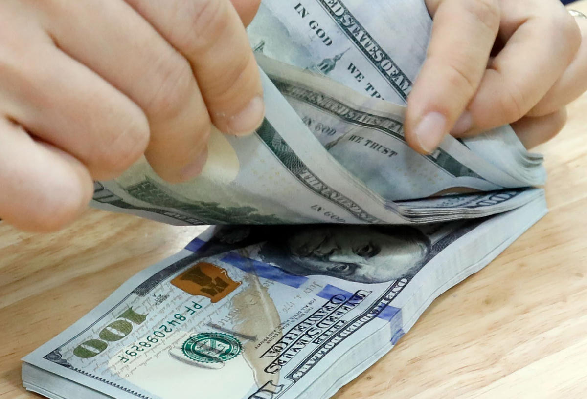 USD ngày 14/4 vẫn duy trì vị thế ổn định, còn nhiều đồng tiền chủ chốt tiếp tục giao dịch ở mức cao. (Ảnh minh họa).