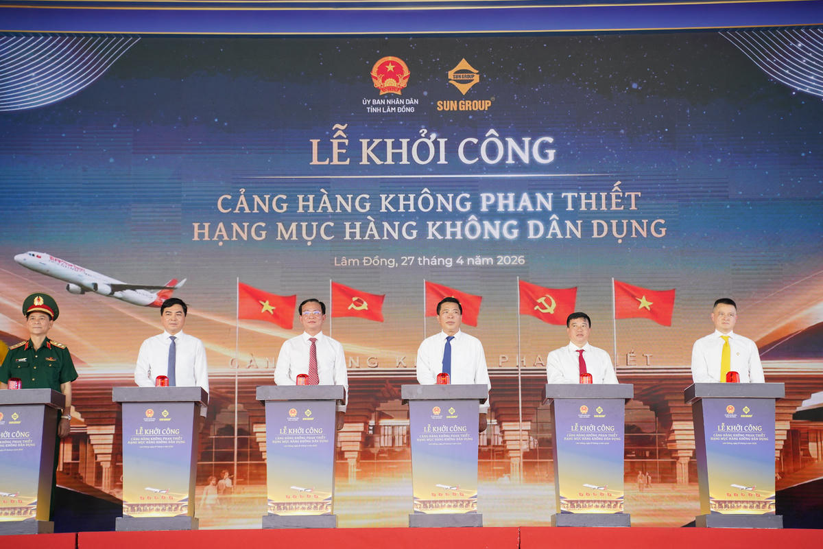 Khởi công dự án Cảng hàng không dân dụng đầu tiên tại Việt Nam.