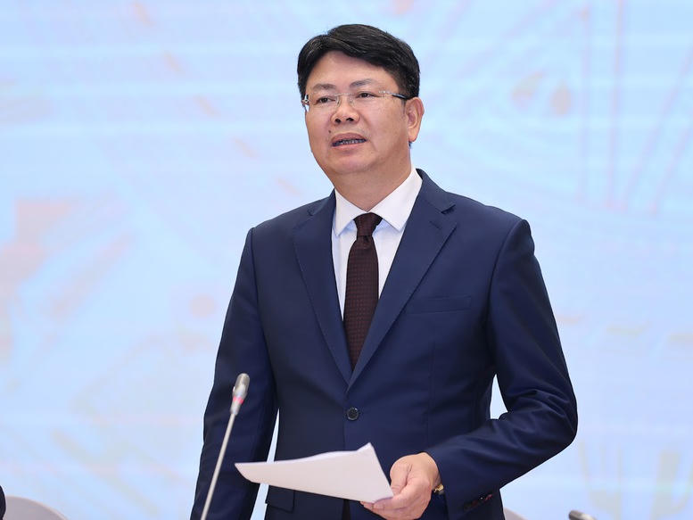 Thứ trưởng Bộ Tư pháp Nguyễn Thanh Tịnh thông tin về việc thực hiện cắt giảm các thủ tục hành chính, các điều kiện kinh doanh - Ảnh: VGP/Nhật Bắc