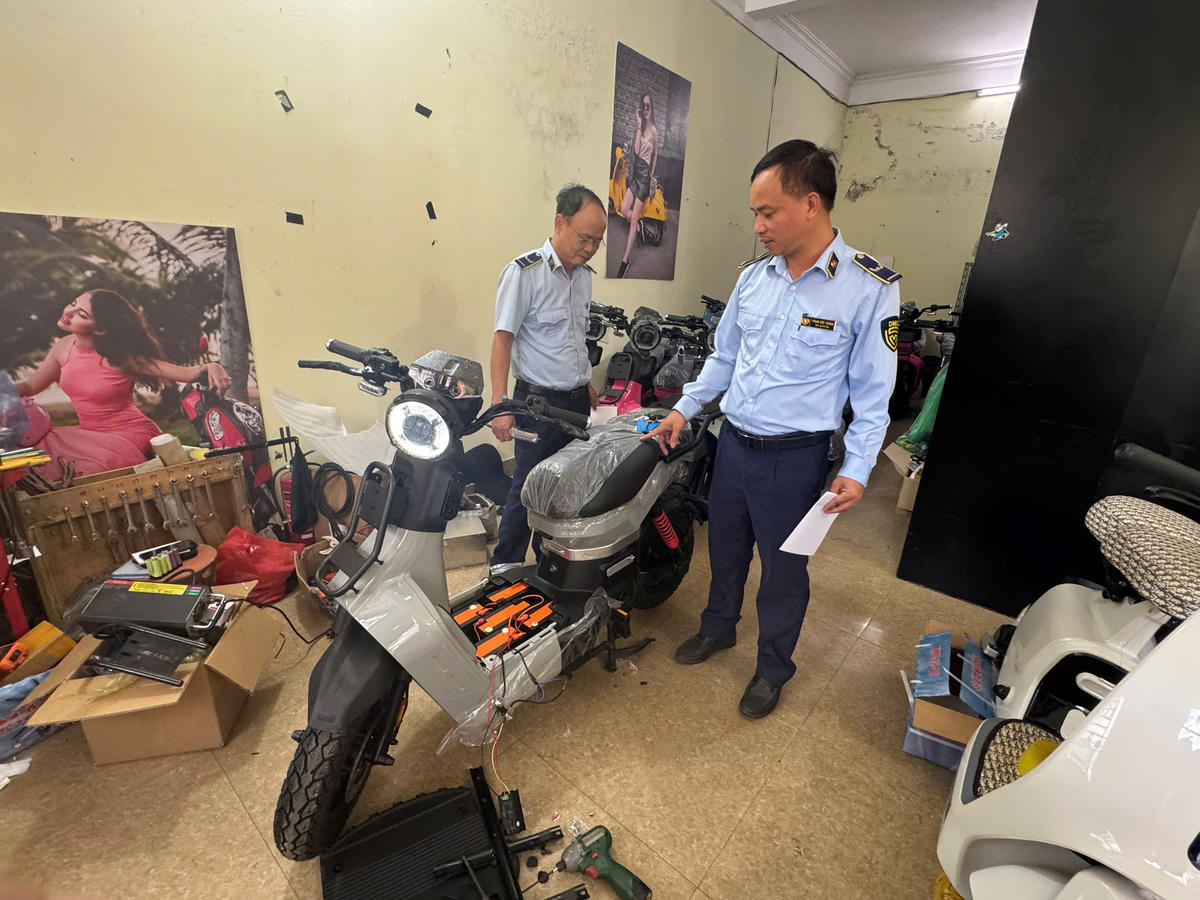 Hoạt động kinh doanh xe đạp điện đang có dấu hiệu gia tăng trên các nền tảng trực tuyến và mạng xã hội.