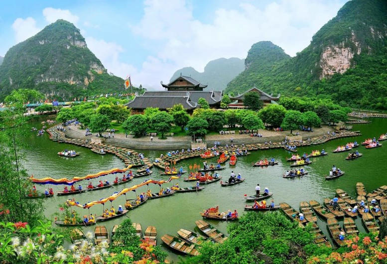 Du lịch ngày càng khẳng định vai trò là ngành kinh tế mũi nhọn của tỉnh Ninh Bình. (Ảnh minh họa).