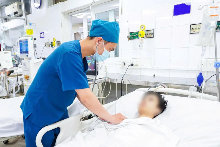 Số ca sốt xuất huyết tại TP.HCM tăng trên 70% so với cùng kỳ năm 2025.