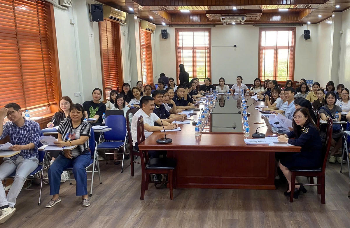 Chi cục Hải quan Khu vực IV tập trung hiện đại hóa hải quan, tăng cường đối thoại với doanh nghiệp.