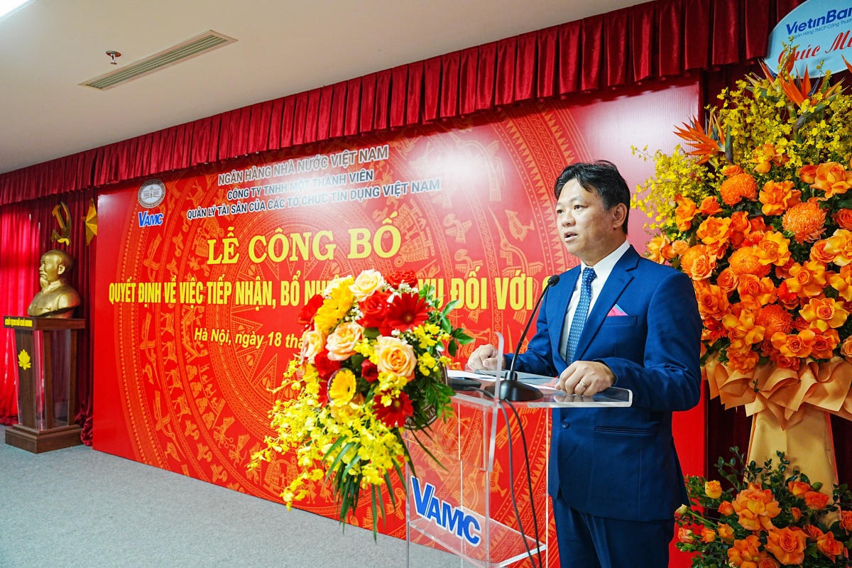 Ông Nguyễn Hoài Đức giữ chức Phó Tổng Giám đốc VAMC. Ảnh: Thời báo Ngân hàng.