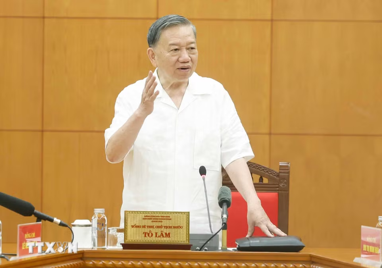 Tổng Bí thư, Chủ tịch nước chỉ rõ, cần nghiên cứu và có chính sách tăng tốc phát triển thị trường cho thuê căn hộ - Ảnh: TTXVN