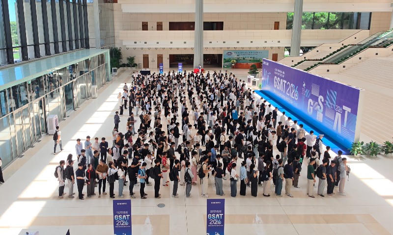 Kỳ tuyển dụng GSAT đợt I năm 2026 của Samsung thu hút đông đảo thí sinh tham gia. (Ảnh: Báo Đầu tư).