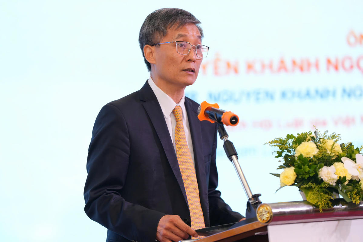 Chủ tịch Hội Luật gia Việt Nam Nguyễn Khánh Ngọc phát biểu tại Lễ khai mạc Tuần lễ Trọng tài và Hòa giải Việt Nam 2026.