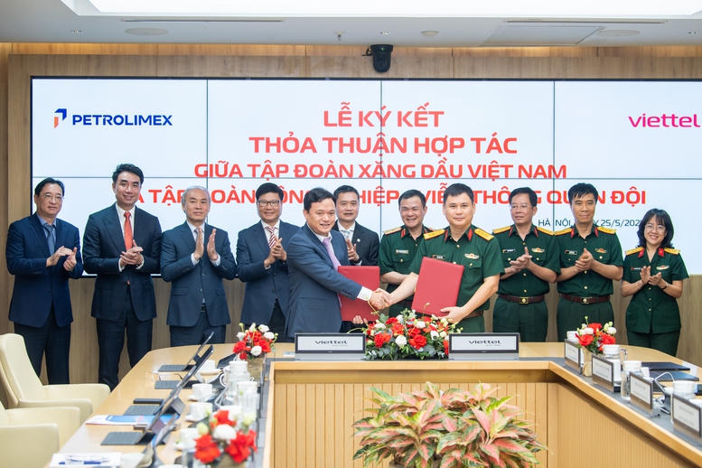 Sự kiện hợp tác giữa Viettel và Petrolimex được kỳ vọng sẽ tạo ra những bước đột phá mới, kết nối giữa hạ tầng số và hệ sinh thái năng lượng quốc gia. (Ảnh: VGP).