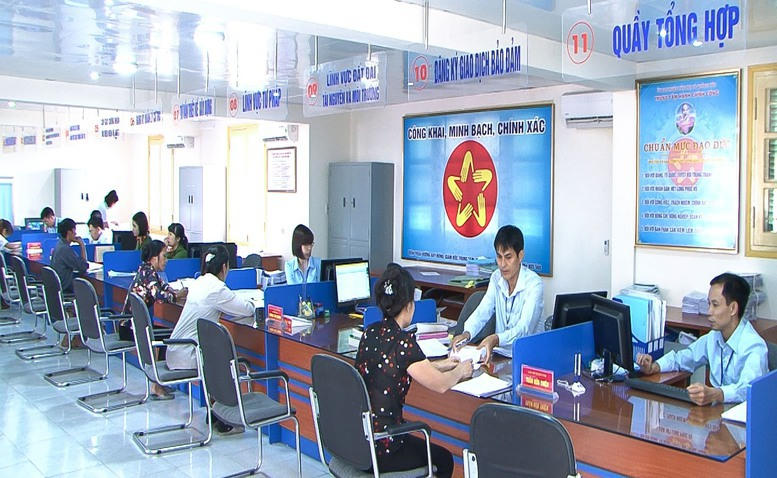 Việc cắt giảm TTHC và điều kiện kinh doanh đã giúp rút ngắn đáng kể thời gian xử lý thủ tục. (Ảnh minh họa)