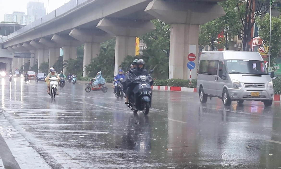 Thời tiết hôm nay, Bắc Bộ mưa dông diện rộng (Ảnh minh họa).