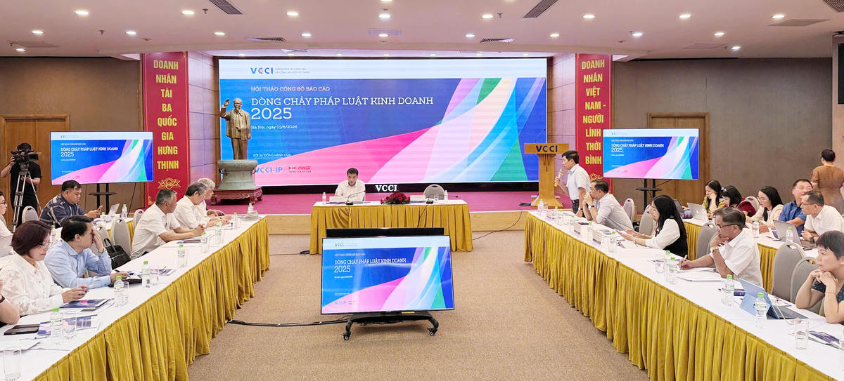 Hội thảo “Dòng chảy pháp luật kinh doanh năm 2025”. 