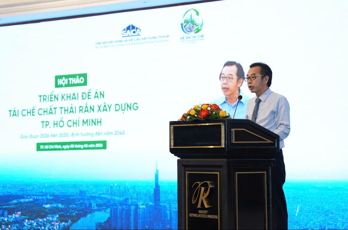 &nbsp;Ông Phạm Minh Mẫn - Phó Giám đốc Sở Xây dựng TPHCM phát biểu tại Hội thảo