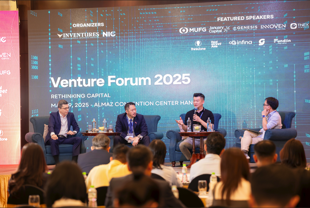 Các diễn giả tại sự kiện Venture Forum 2025.
