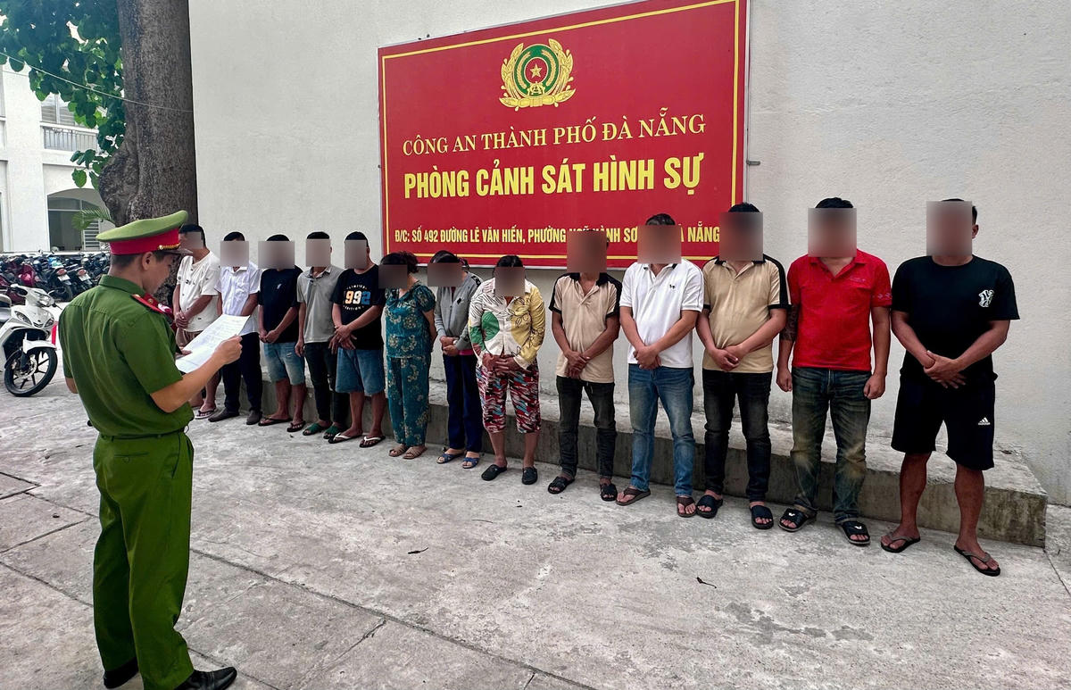 Triệt phá đường dây cá độ bóng đá, số đề giao dịch hơn 20 tỷ đồng trước thềm World Cup 2026. (Ảnh: Công an Đà Nẵng).