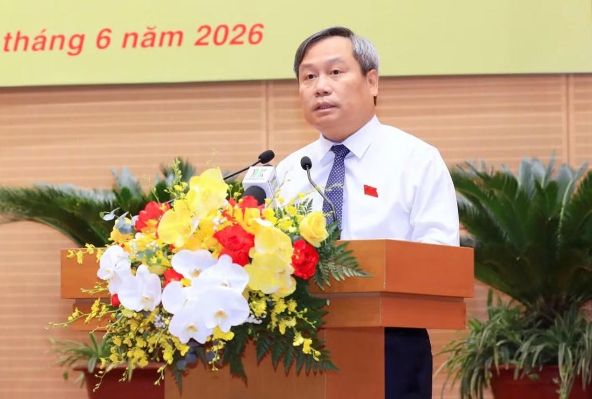 Chủ tịch UBND TP Hà Nội Vũ Đại Thắng phát biểu tại kỳ họp