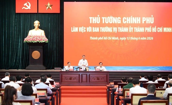 Thủ tướng Lê Minh Hưng cùng đoàn công tác Chính phủ làm việc với Ban Thường vụ Thành ủy TP.HCM. Ảnh: VGP