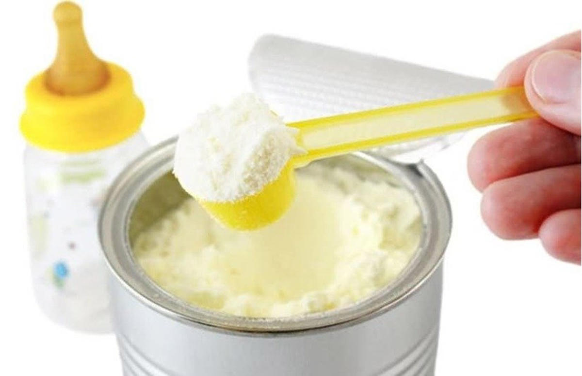 Cục An toàn thực phẩm, Bộ Y tế yêu cầu rà soát, thu hồi sữa bột trẻ em Novalac sau cảnh báo từ Pháp. Ảnh minh họa