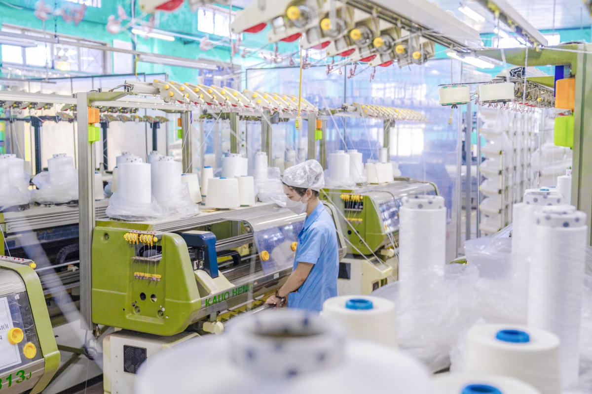 Vinatex duy trì đà tăng trưởng, đẩy mạnh chuyển đổi xanh và nâng cao hiệu quả. Ảnh minh họa