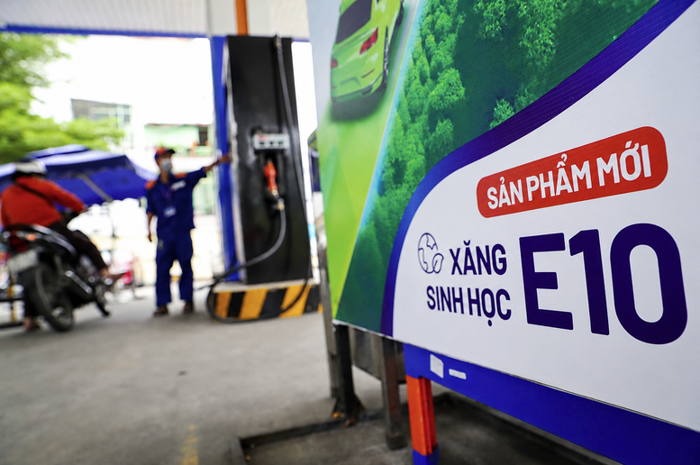 Bộ KH&CN đề nghị tăng cường kiểm soát chất lượng xăng sinh học E10 trên toàn quốc. (Ảnh minh họa).