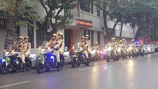 Công an TP. Hà Nội phân luồng, tổ chức giao thông phục vụ Lễ kỷ niệm 80 năm Ngày truyền thống lực lượng An ninh nhân dân (12/7/1946 - 12/7/2026).