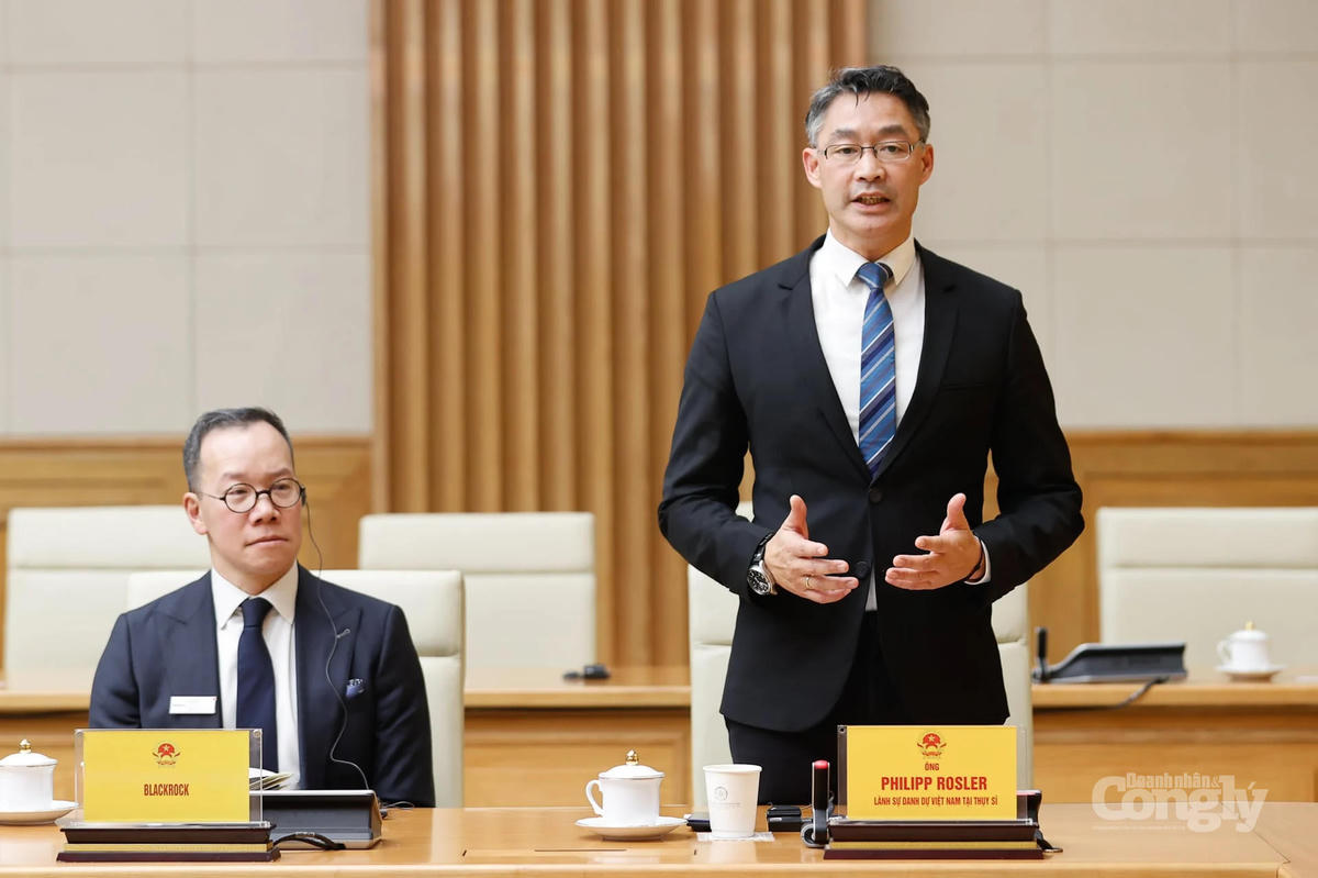 Ông Philip Rösler, nguyên Phó Thủ tướng Cộng hòa Liên bang Đức, nguyên Giám đốc điều hành Diễn đàn Kinh tế Thế giới (WEF)- một trong những chuyên gia giàu kinh nghiệm làm thành viên Tổ tư vấn.