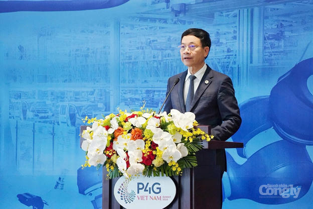 Nguyên Bộ trưởng Bộ Khoa học Công Nghệ Nguyễn Mạnh Hùng: Phát triển xanh và bền vững là phát triển dựa trên KHCN, ĐMST và CĐS. (Ảnh: VGP).