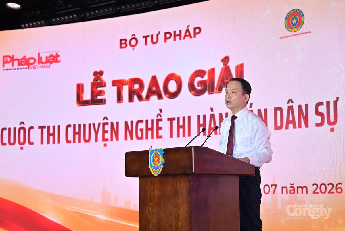 Bộ trưởng Bộ Tư pháp Hoàng Thanh Tùng phát biểu tại buổi lễ.