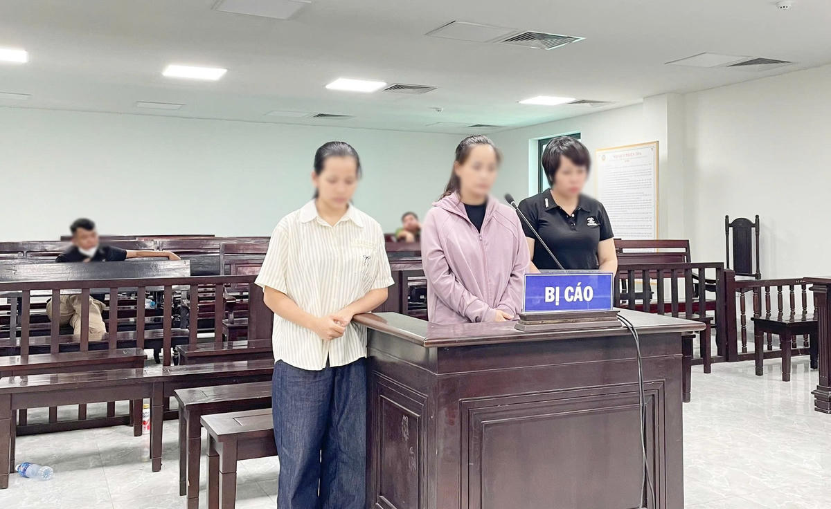 Các bị cáo tại phiên xử.