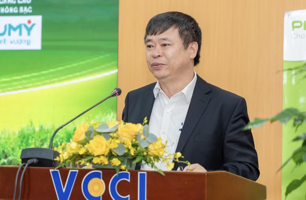 Ông Trần Ngọc Liêm, Phó Tổng Thư ký, Giám đốc VCCI khu vực TP. Hồ Chí Minh.