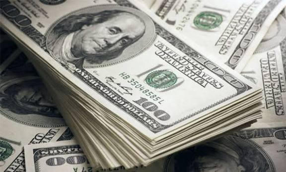 Bảng tỷ giá ngoại tệ mới nhất ghi nhận USD bán ra ở mức 26.500 đồng/USD. Euro, bảng Anh, franc Thụy Sĩ cùng nhiều đồng tiền quốc tế khác tiếp tục được niêm yết ở các mức giá mới. Ảnh minh họa
