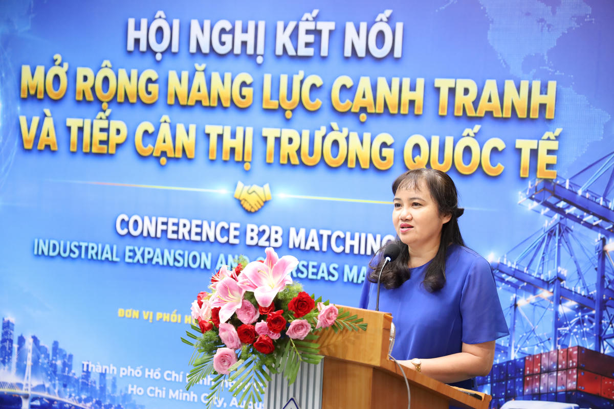 Bà Cao Thị Phi Vân- Phó Giám đốc ITPC TP.HCM phát biểu tại hội nghị.