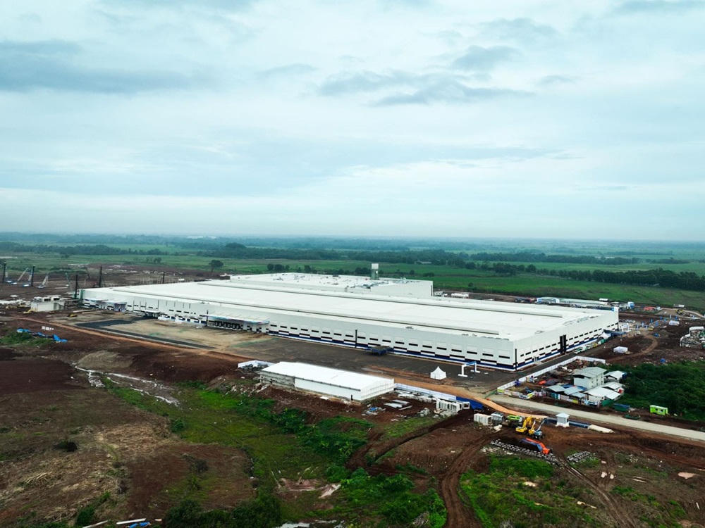 Nhà máy VinFast tại Subang, Tây Java, Indonesia, nơi lắp ráp Limo Green và các mẫu xe điện của hãng. Ảnh: VinFast.