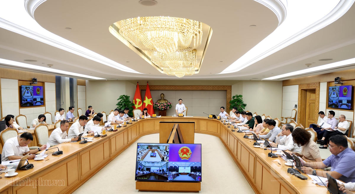 Phó Thủ tướng Nguyễn Văn Thắng chủ trì cuộc họp của Hội đồng điều hành Trung tâm Tài chính quốc tế - Ảnh: chinhphu.vn/Đức Tuân