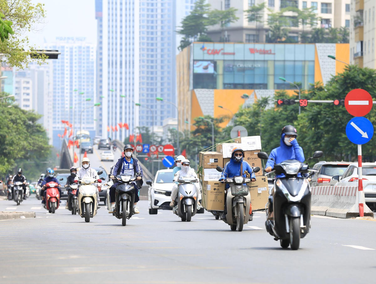 Ngày 1/9, Bắc bộ bước vào một ngày nắng nóng, có nơi nắng nóng gay gắt với nhiệt độ trên 37 độ C. Ảnh minh họa