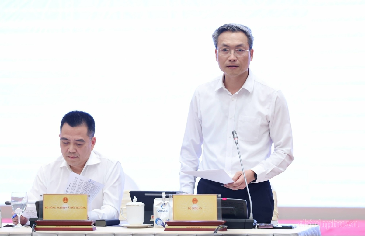 Thiếu tướng Nguyễn Quốc Toản, Chánh văn phòng, Người Phát ngôn Bộ Công an, thông tin về việc xử lý các Facebooker, Tiktoker nổi tiếng có hành vi vi phạm pháp luật. Ảnh: chinhphu.vn/QP