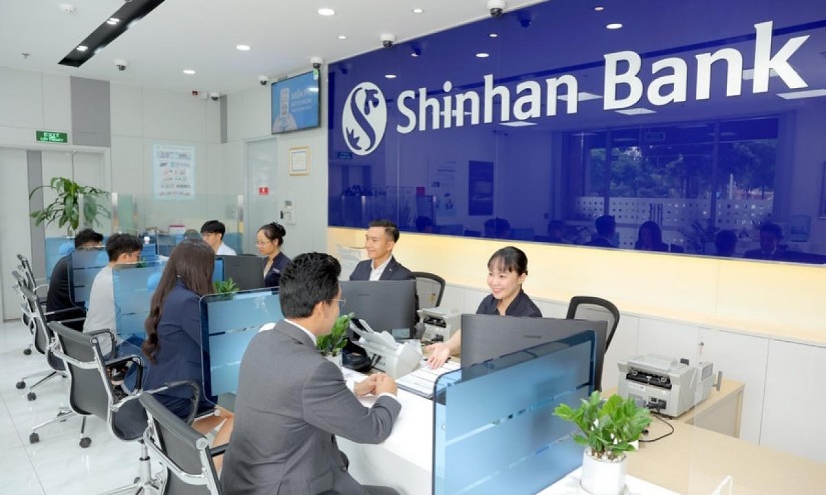 Shinhan Bank lãi gần 2.600 tỷ đồng nửa đầu năm, nợ xấu ở mức 0,55%.(Ảnh minh họa)